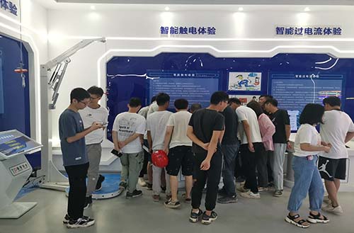 欧宝登陆入口中心